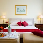 Mercure Excelsior Hotel Katania