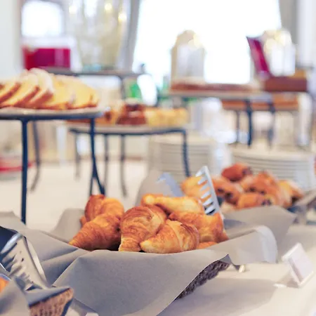 Hotel Mercure Excelsior 4*