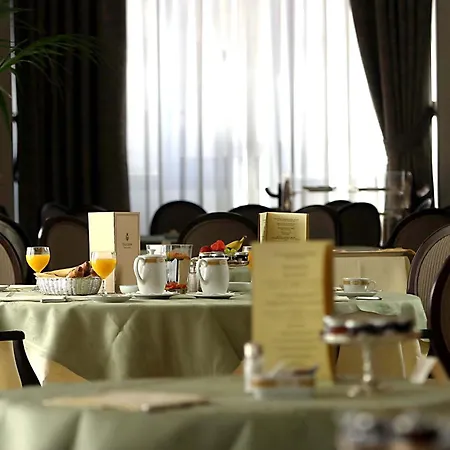 Hotel Mercure Excelsior