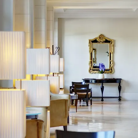 ホテル Mercure Excelsior