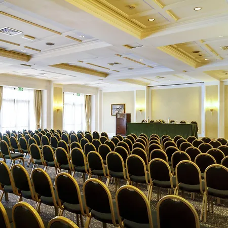 ホテル Mercure Excelsior カターニア