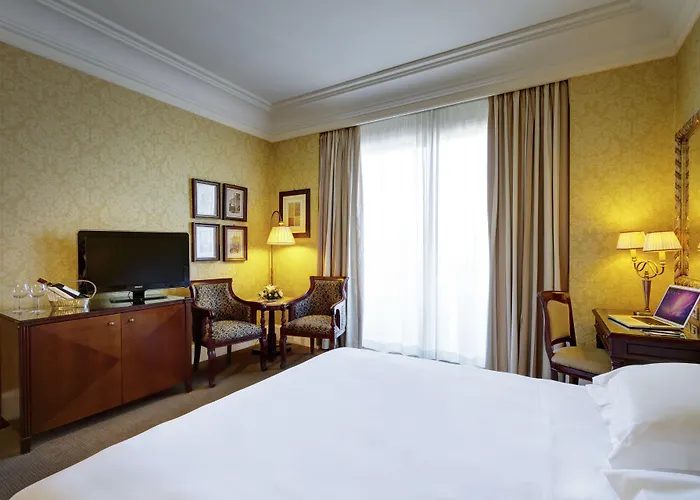 Hotel Mercure Excelsior 4*